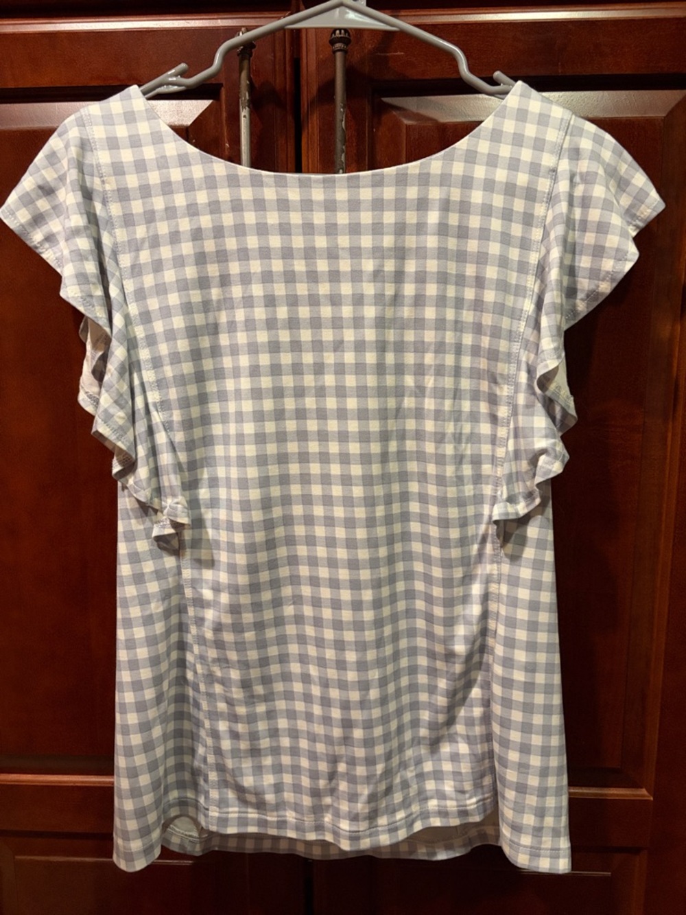 Ann Taylor Periwinkle Blue and White Gingham Flutter Sleeve Blouse. Size M. New